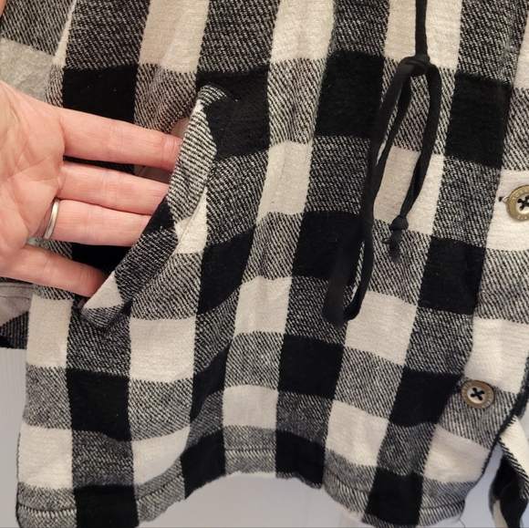 TORRID BRUSHED COTTON SHACKET BLACK & WHITE BUFFALO PLAID PLUS SIZE 2X 2022 - Picture 10 of 16